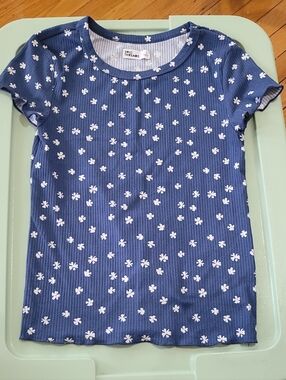 Epic Threads Blue Short-Sleeve Tee with White Floral Print